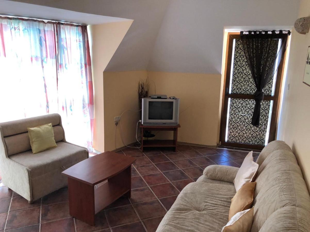 Hotel Black Sea Dreams נסבר מראה חיצוני תמונה