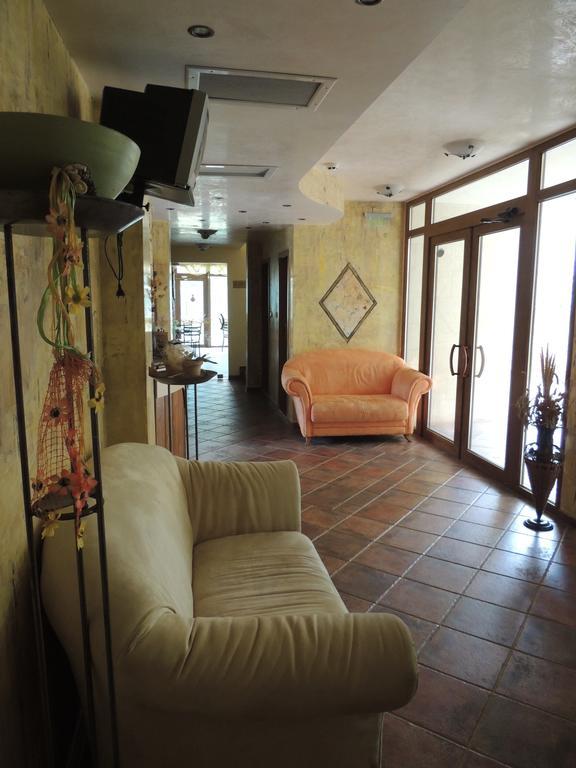 Hotel Black Sea Dreams נסבר מראה חיצוני תמונה